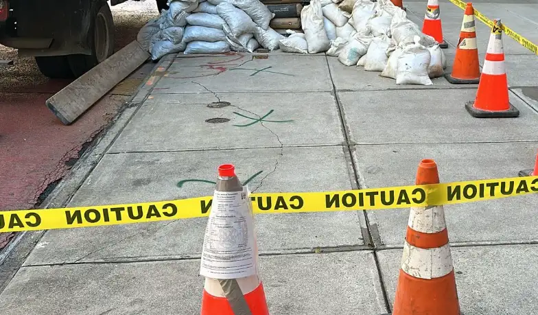 cracked sidewalk in nyc